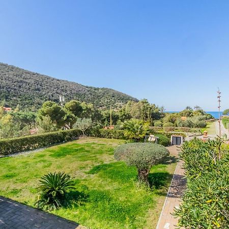 Villa Acquasalata Nisporto Buitenkant foto