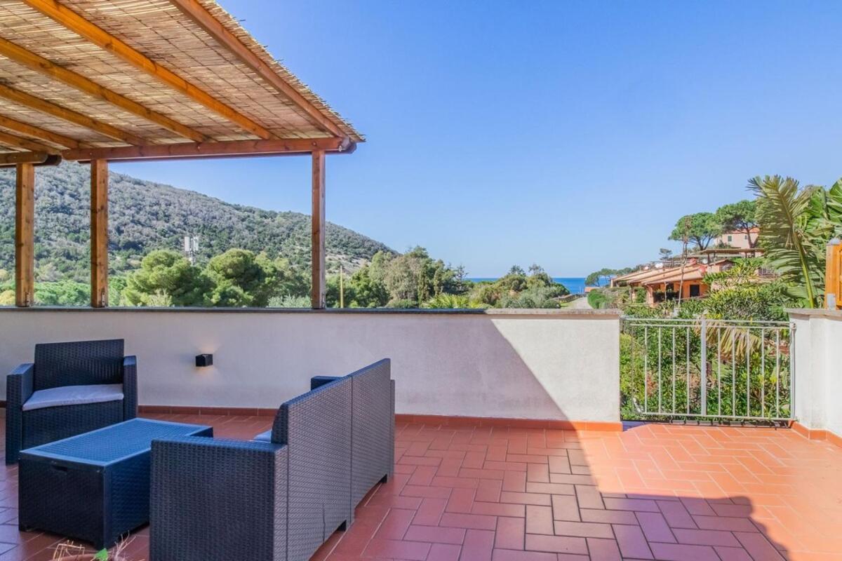 Villa Acquasalata Nisporto Buitenkant foto