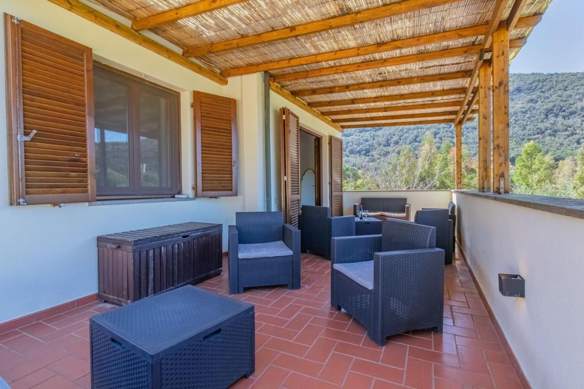Villa Acquasalata Nisporto Buitenkant foto