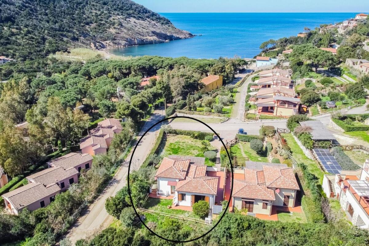 Villa Acquasalata Nisporto Buitenkant foto