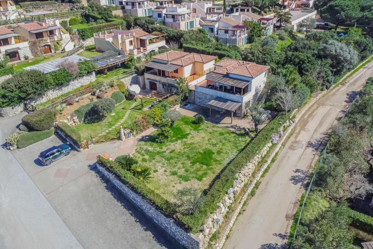 Villa Acquasalata Nisporto Buitenkant foto